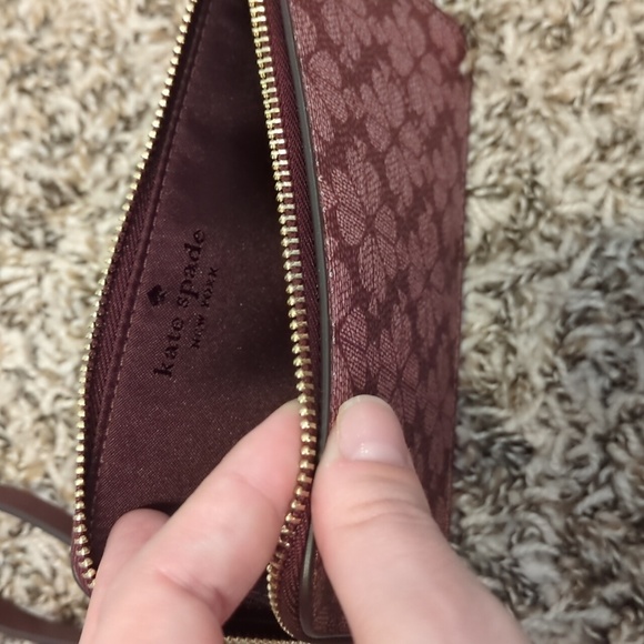 Kate Spade Lucy small floral grenache Spade logo zip wristlet wallet - Picture 9 of 11